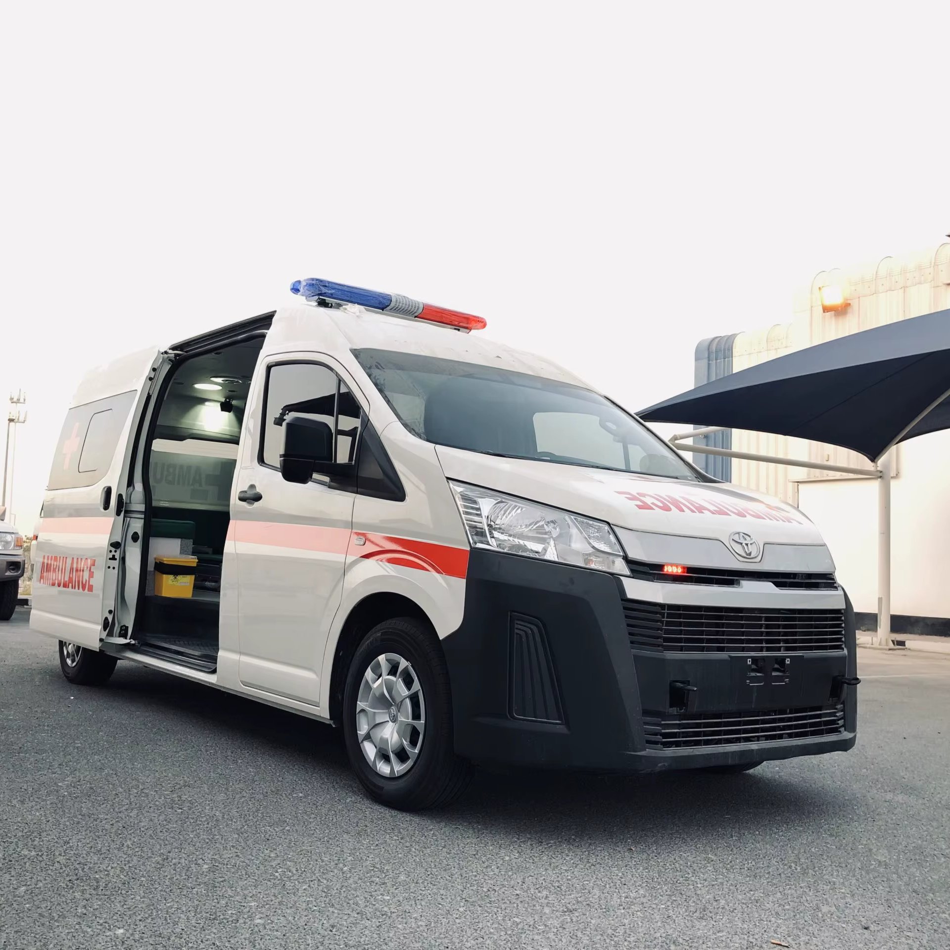 Used 2016-2021 To-yota HiAce BLS Ambulance 3.5P 3.5-liter V6 Gasoline Engine Dual Fuel Injection System Illuminated Entry System